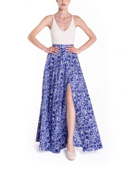 Gonna maxi ruota con spacco laterale fantasia blu