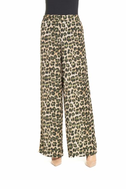 Trousers with Green and black animal print 
